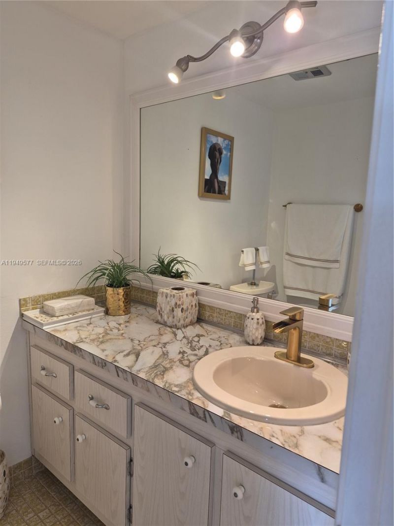 4751 NW 21st St, Unit 407, Lauderhill, FL 33313 Photo