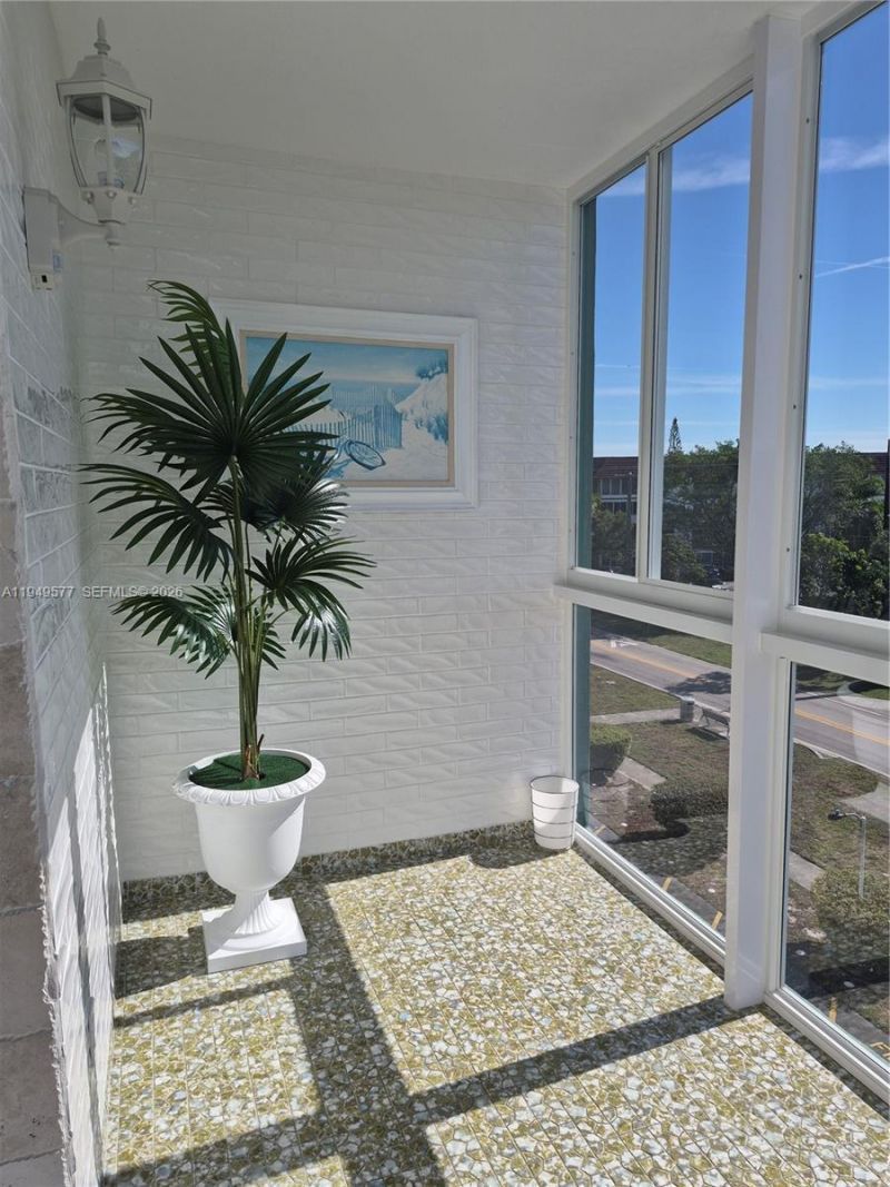 4751 NW 21st St, Unit 407, Lauderhill, FL 33313 Photo