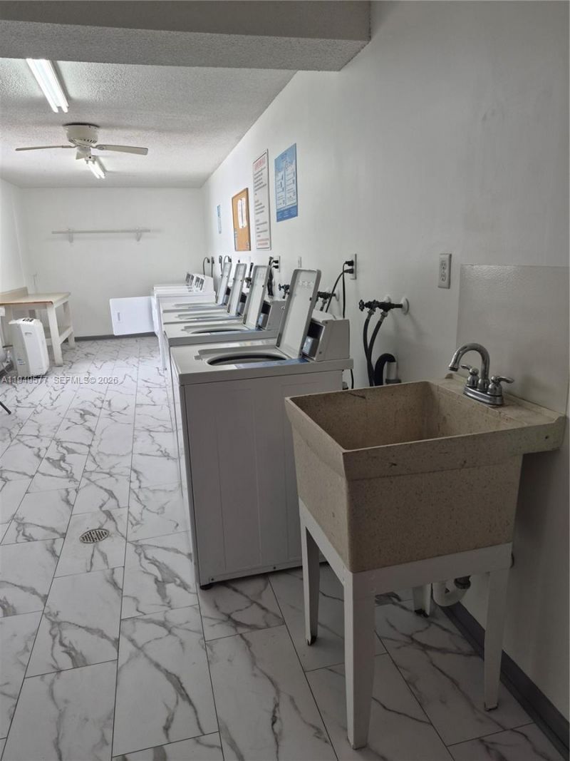 4751 NW 21st St, Unit 407, Lauderhill, FL 33313 Photo