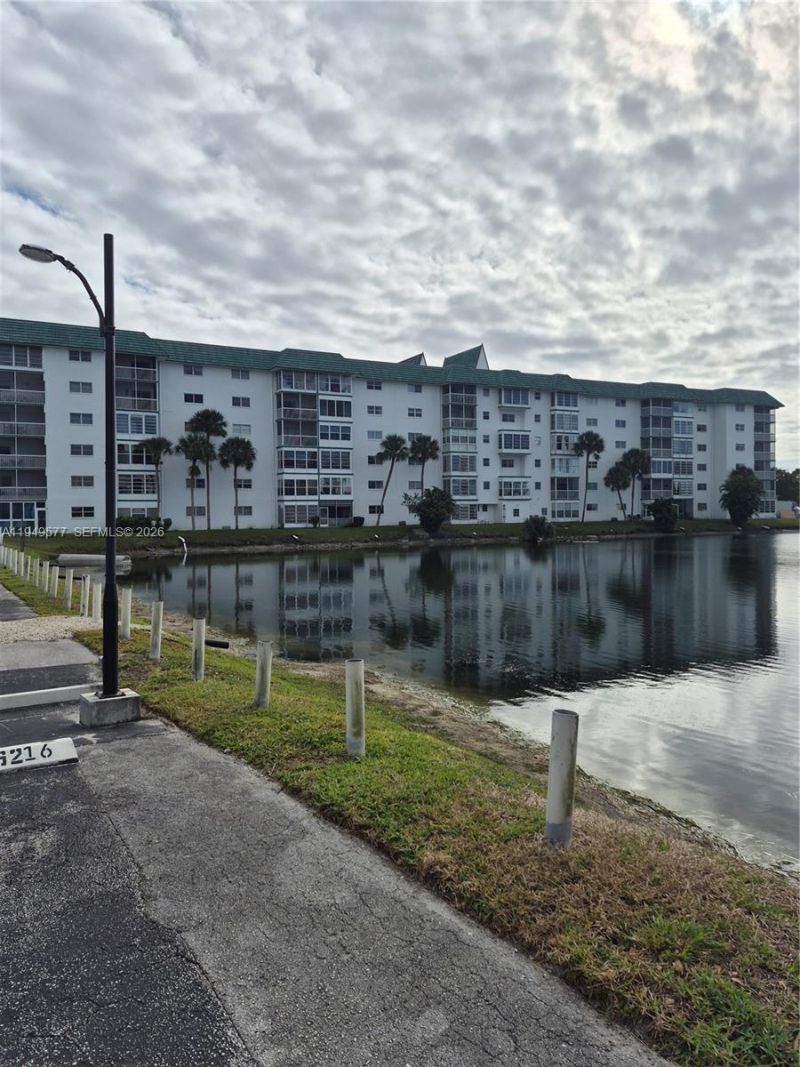 4751 NW 21st St, Unit 407, Lauderhill, FL 33313 Photo