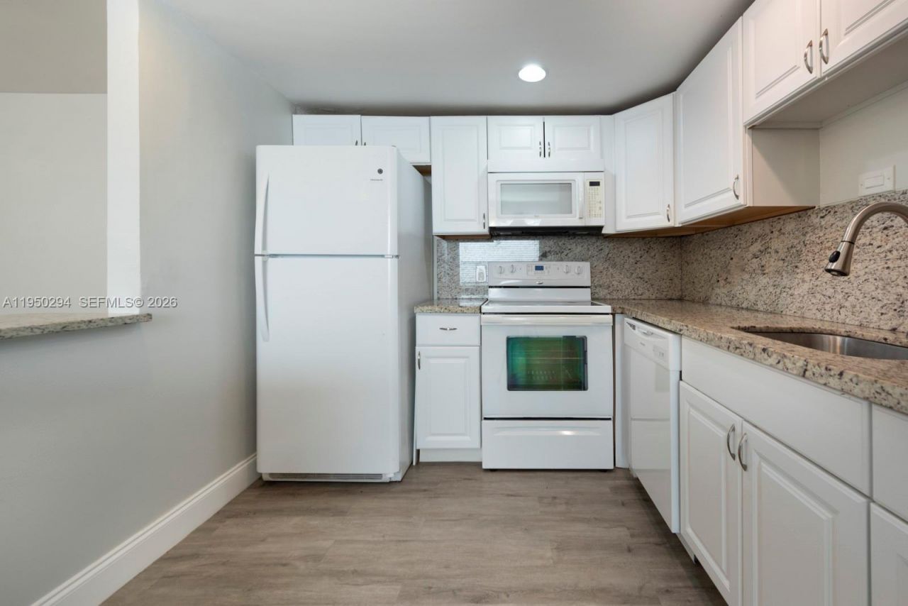 494 Monaco K, Unit 494, Delray Beach, FL 33446 Photo