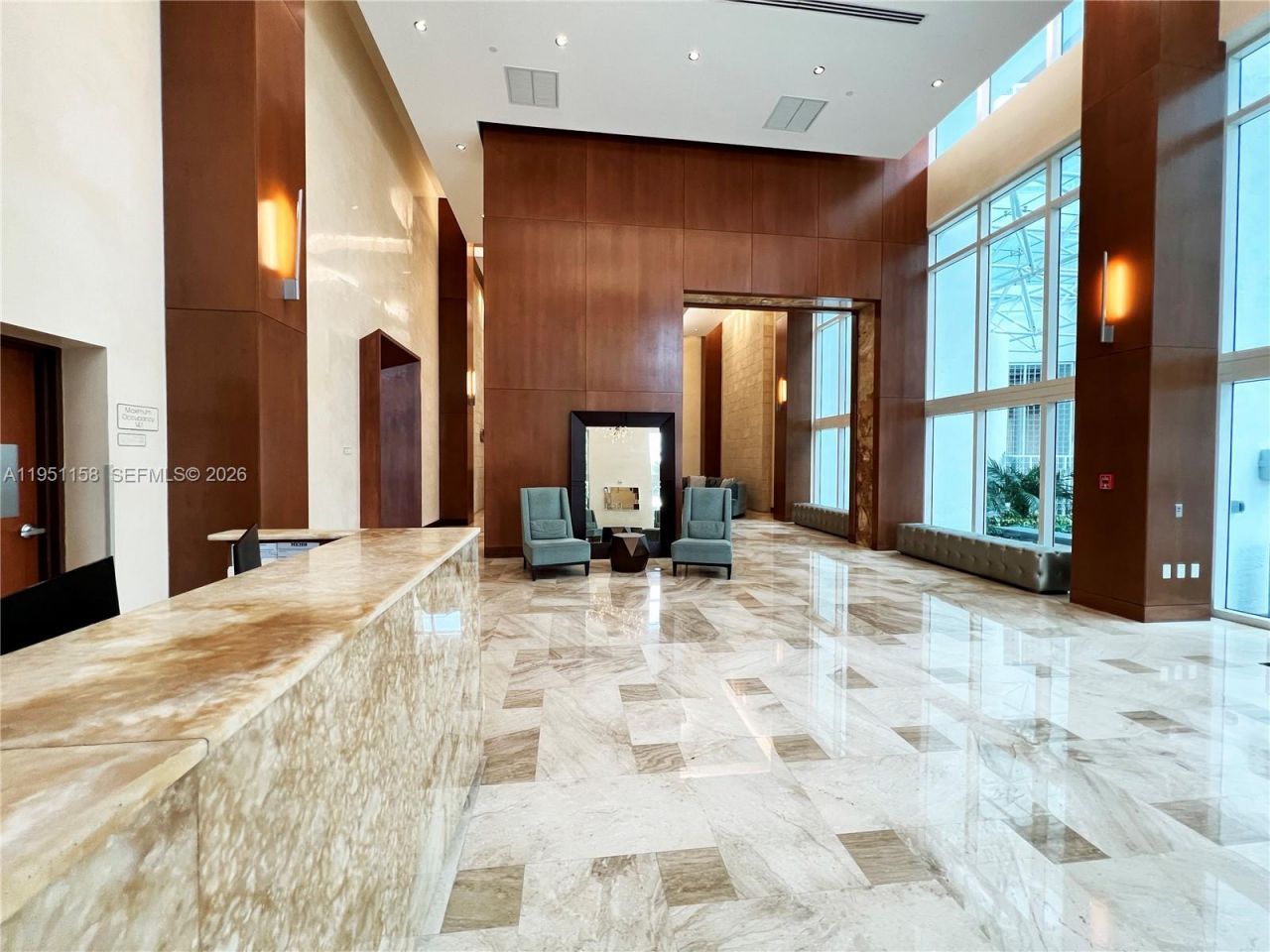 31 SE 5th St, Unit 3009, Miami, FL 33131 Photo