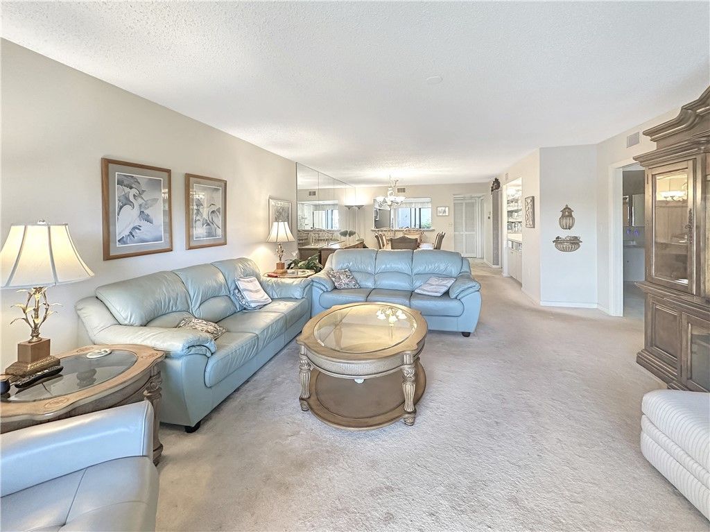 3300 Twin Lakes Terrace, Unit 103, Fort Pierce, FL 34951 Photo