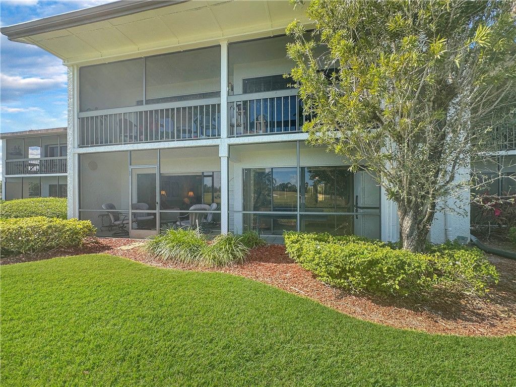 3300 Twin Lakes Terrace, Unit 103, Fort Pierce, FL 34951 Photo