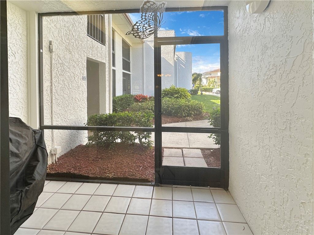 3300 Twin Lakes Terrace, Unit 103, Fort Pierce, FL 34951 Photo