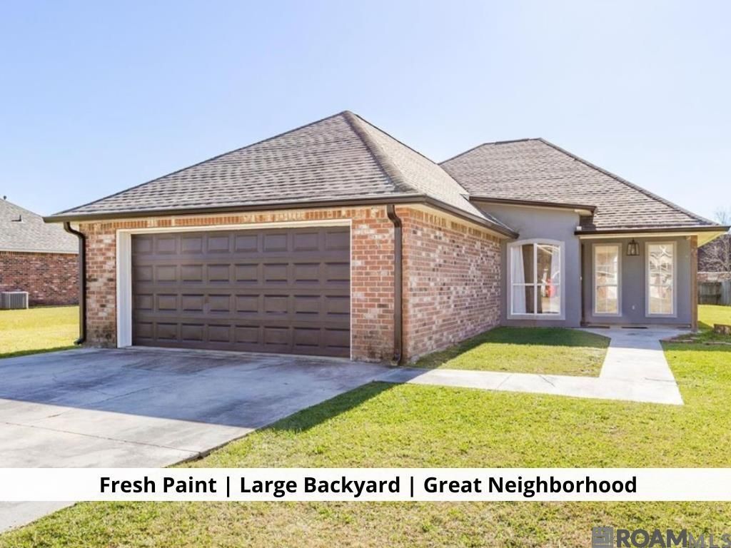 9956 Chapel Hill Dr, Denham Springs, LA 70706 Main Photo