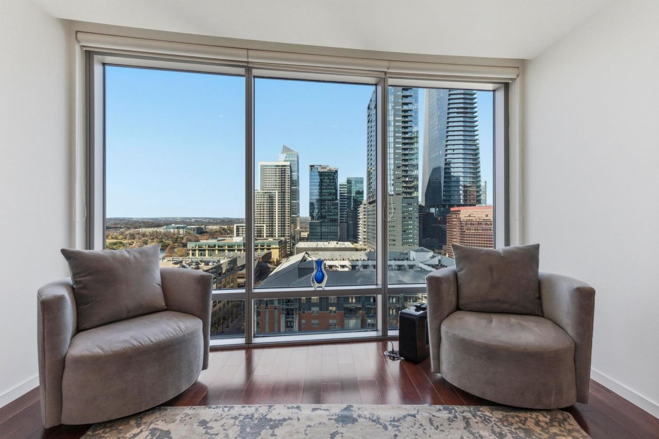 200 Congress Ave, Unit 14A, Austin, TX 78701 Main Photo