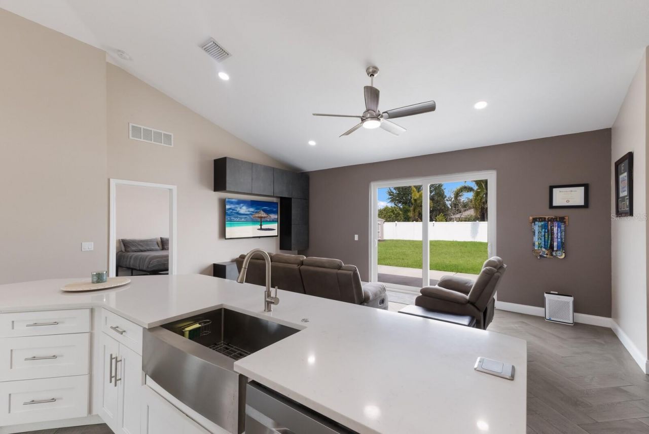 1606 22nd Avenue W, Palmetto, FL 34221 Photo