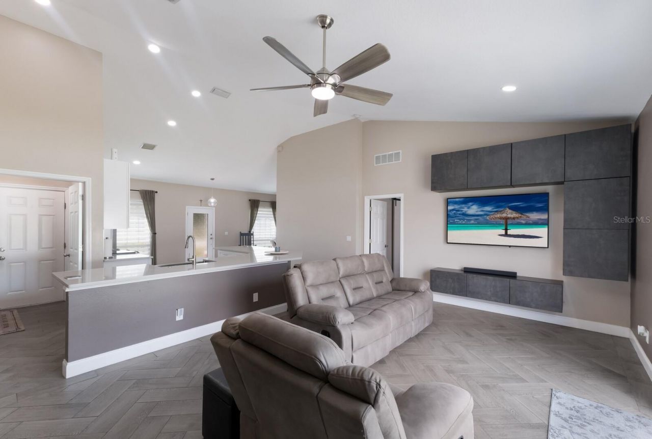 1606 22nd Avenue W, Palmetto, FL 34221 Photo