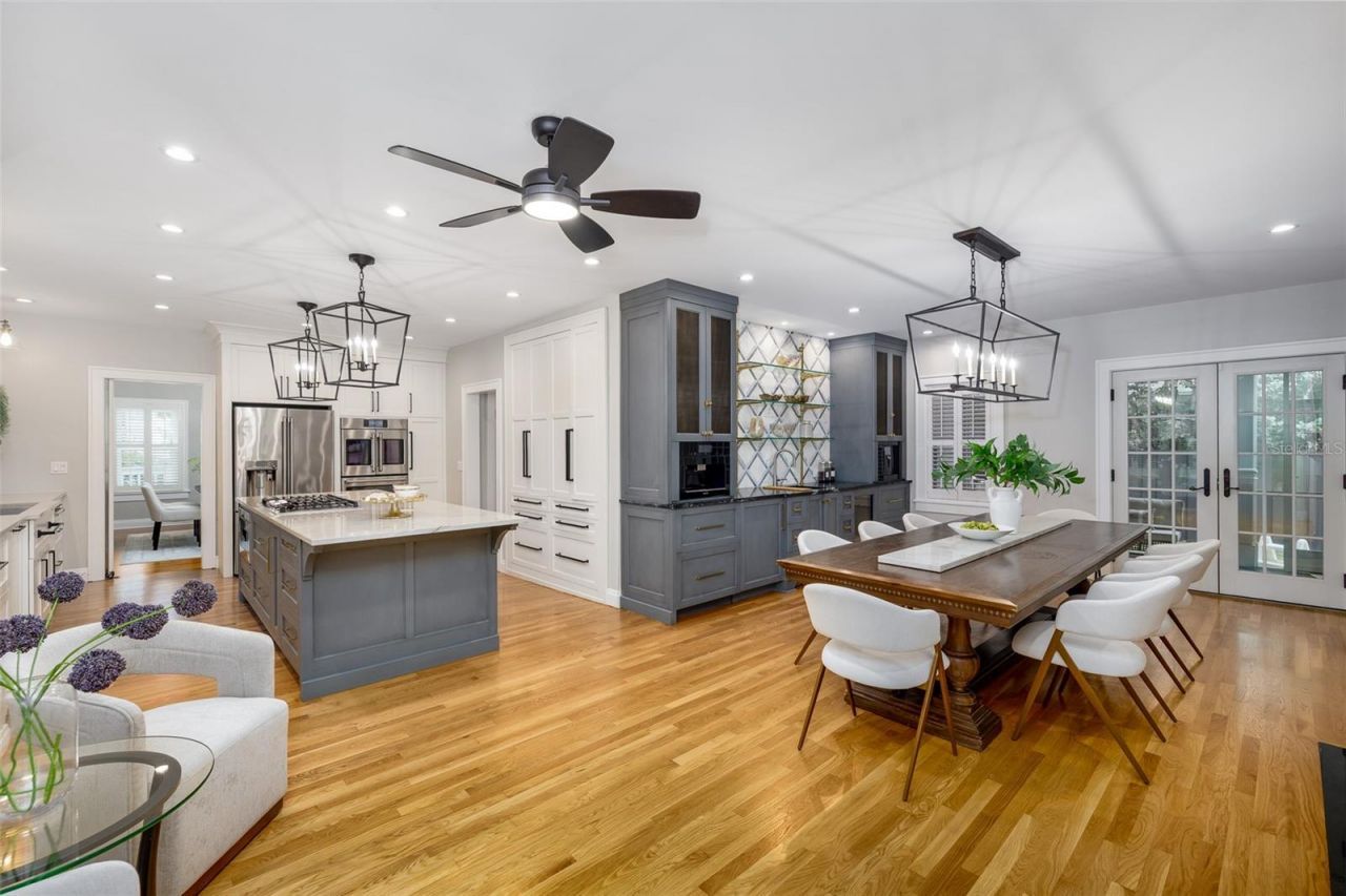 446 16th Avenue Ne, Saint Petersburg, FL 33704 Photo