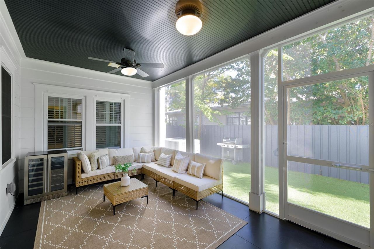 446 16th Avenue Ne, Saint Petersburg, FL 33704 Photo