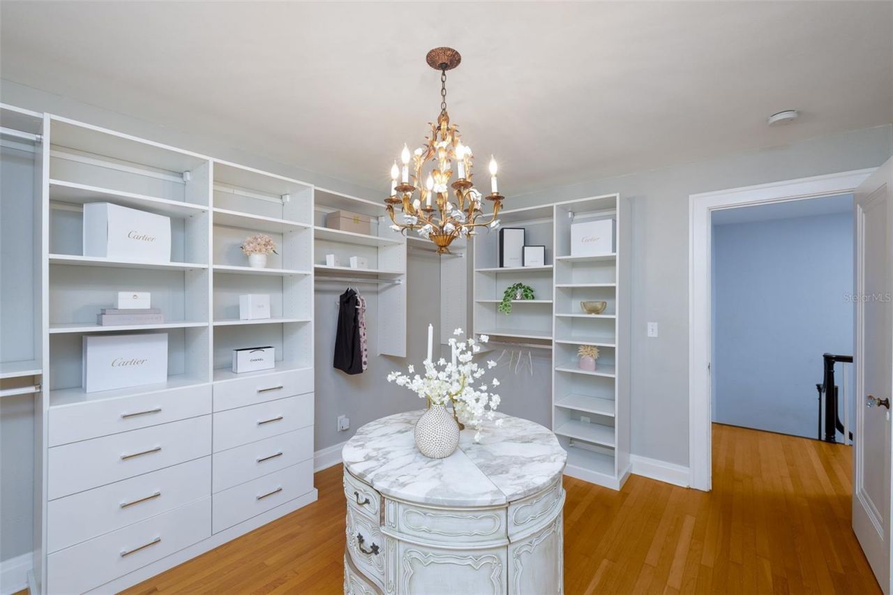 446 16th Avenue Ne, Saint Petersburg, FL 33704 Photo