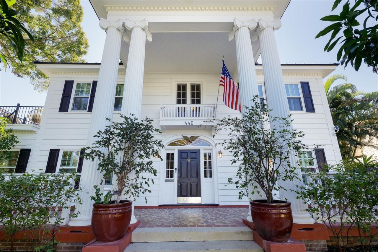 446 16th Avenue Ne, Saint Petersburg, FL 33704 Photo