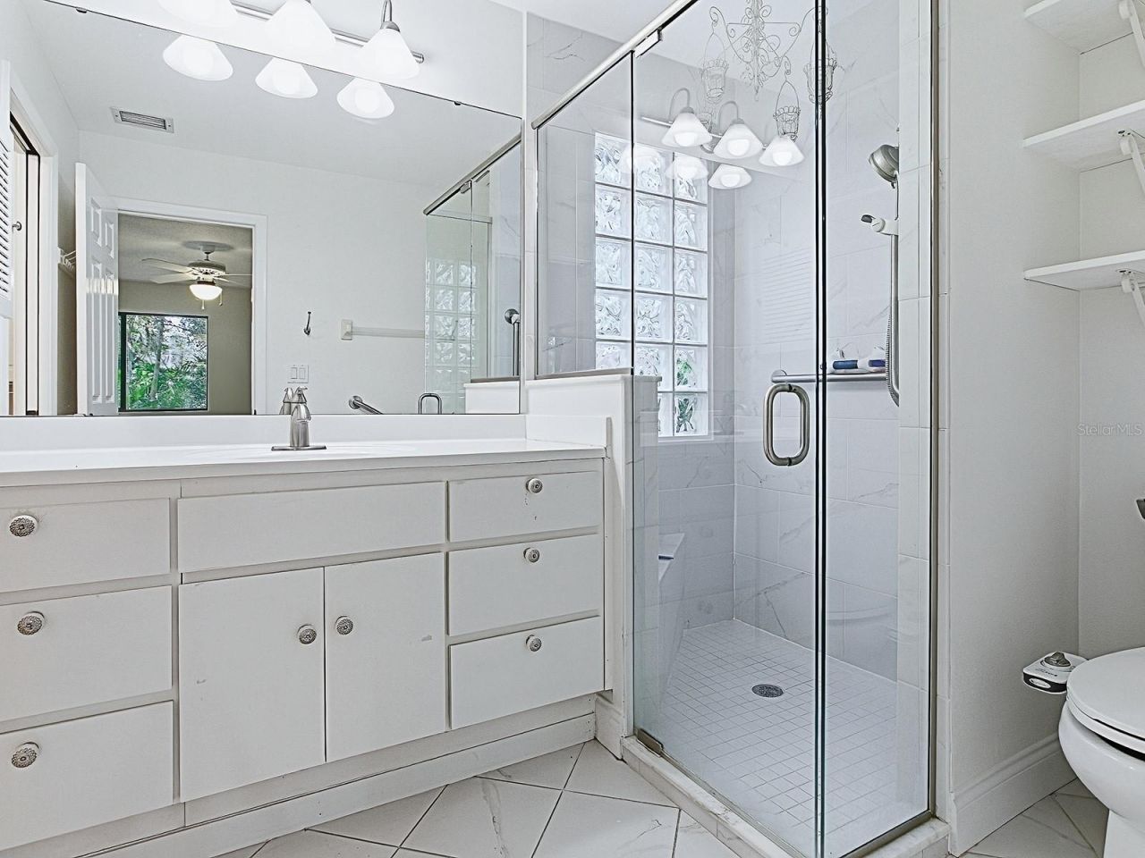 104 Waterwood Drive, Yalaha, FL 34797 Photo