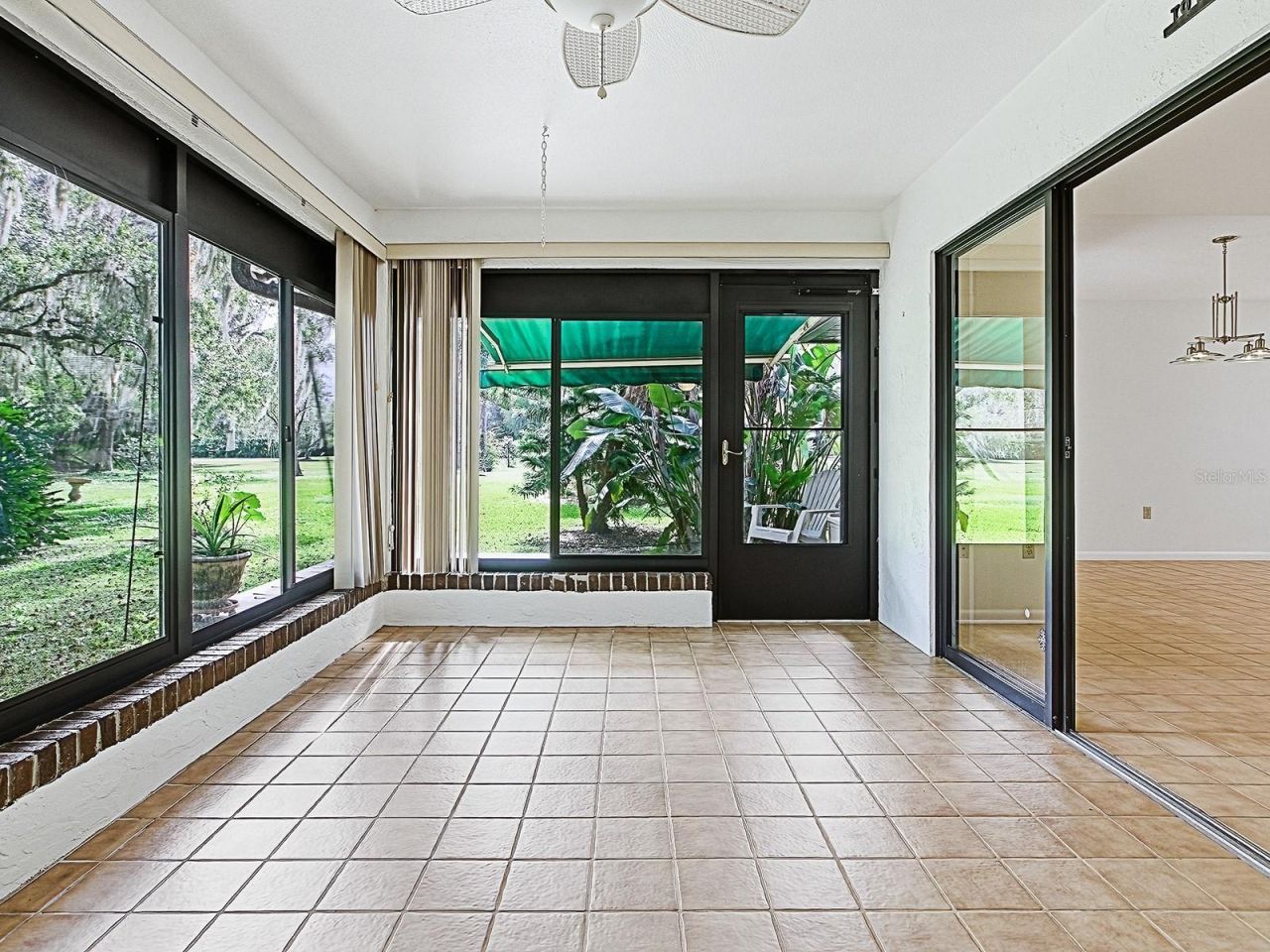 104 Waterwood Drive, Yalaha, FL 34797 Photo