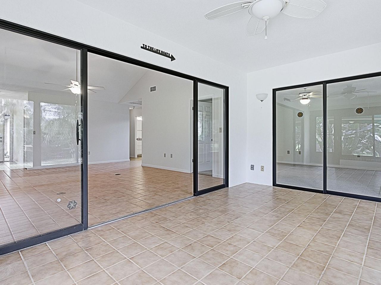 104 Waterwood Drive, Yalaha, FL 34797 Photo