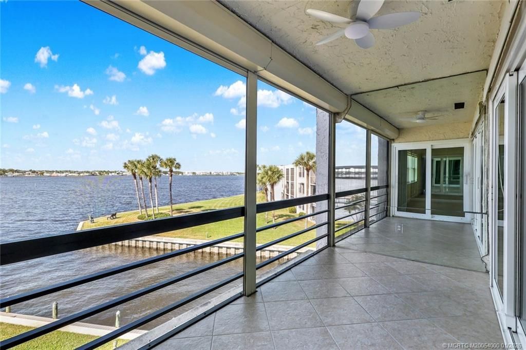 1950 SW Palm City Road, Unit 1-307, Stuart, FL 34994 Photo