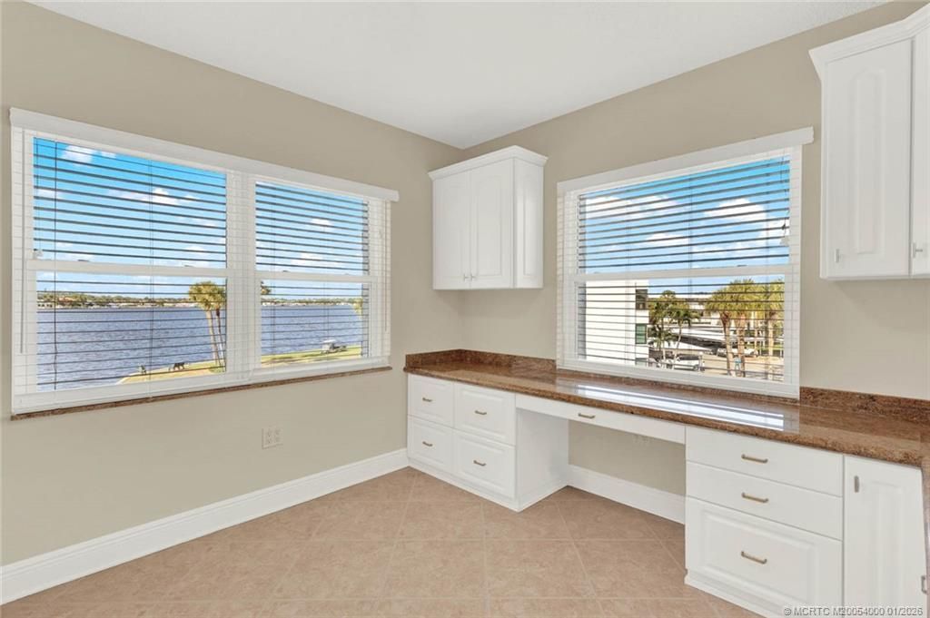 1950 SW Palm City Road, Unit 1-307, Stuart, FL 34994 Photo