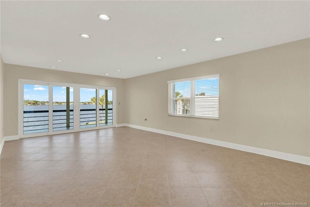 1950 SW Palm City Road, Unit 1-307, Stuart, FL 34994 Photo