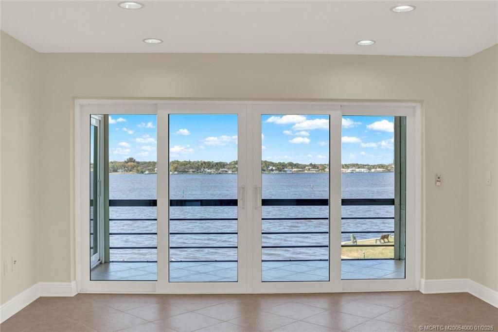 1950 SW Palm City Road, Unit 1-307, Stuart, FL 34994 Photo