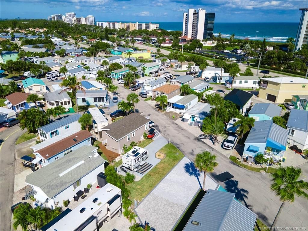 10725 S Ocean Drive, Lot #409, Jensen Beach, FL 34957 Photo