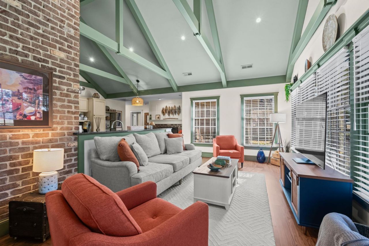 400 Foxtail Dr. Photo 13