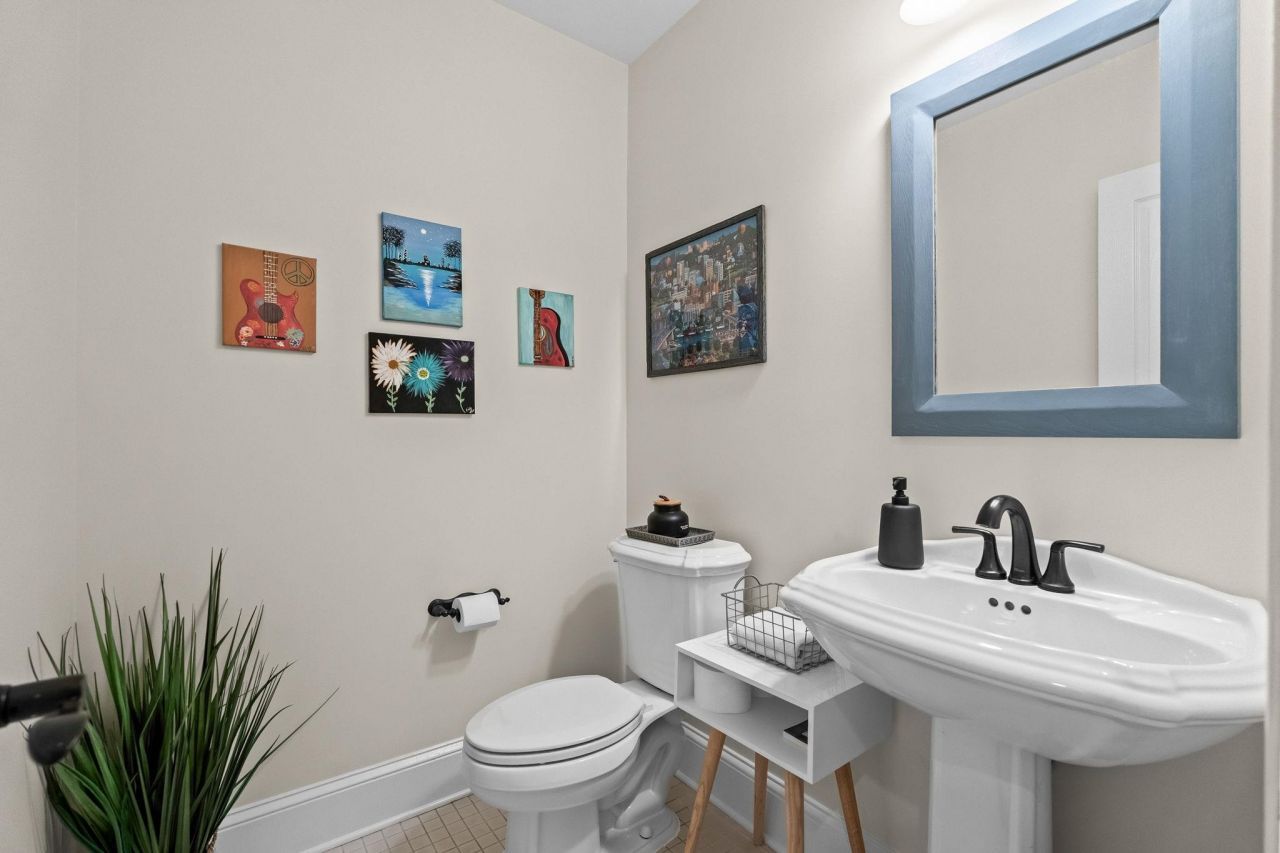 400 Foxtail Dr. Photo 36