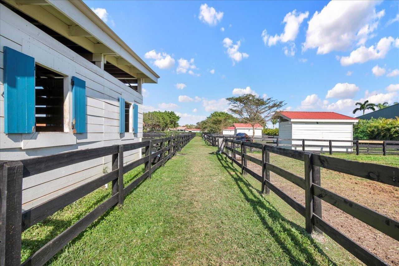 5625 140th Avenue S, Wellington, FL 33449 Photo