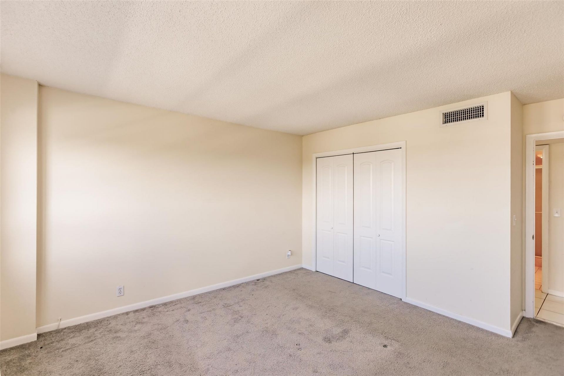 340 Sunset Drive, Unit 608, Fort Lauderdale, FL 33301 Photo