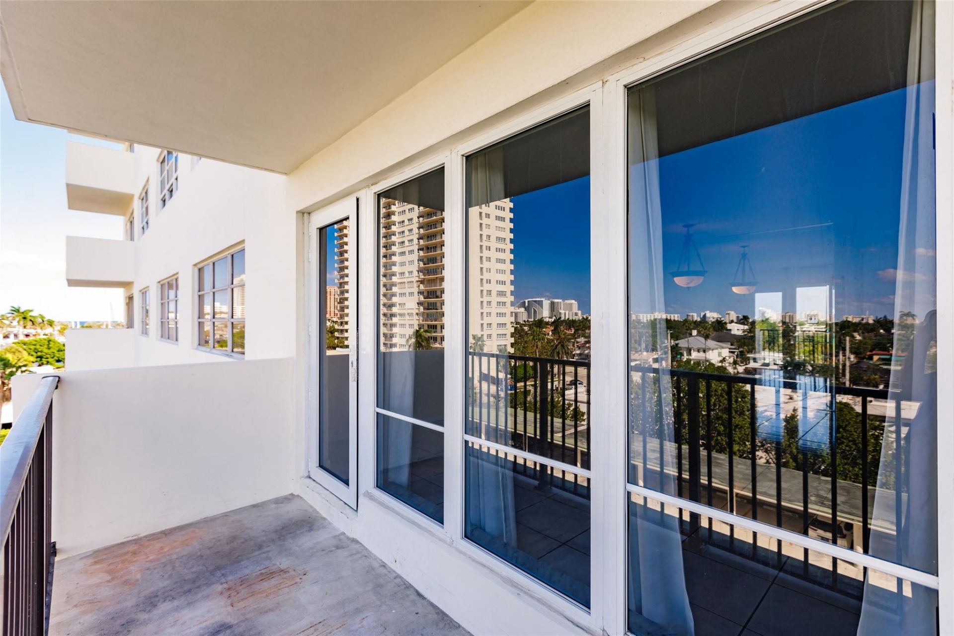 340 Sunset Drive, Unit 608, Fort Lauderdale, FL 33301 Photo