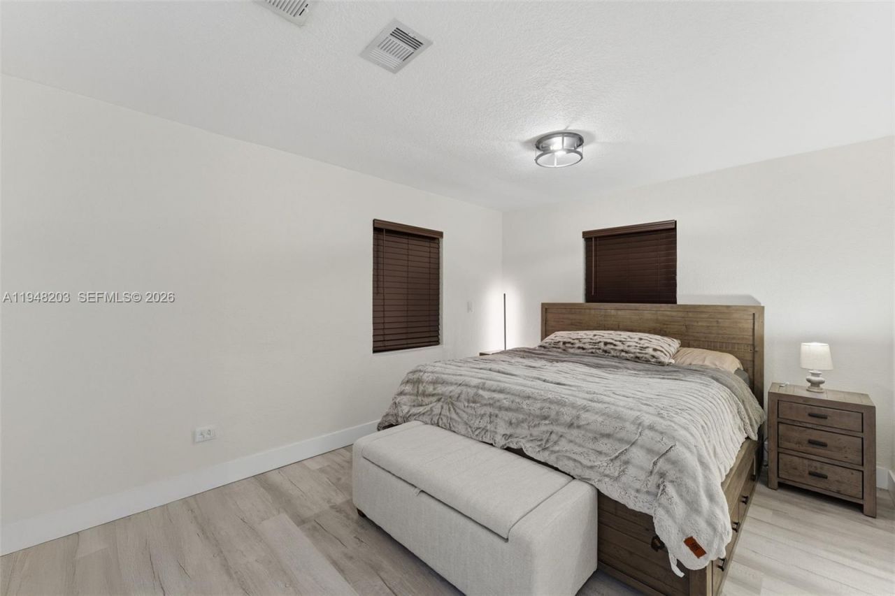 11065 SW 52nd Dr, Miami, FL 33165 Photo