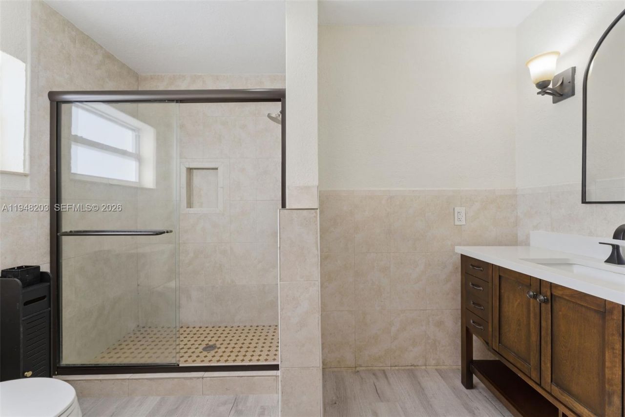 11065 SW 52nd Dr, Miami, FL 33165 Photo