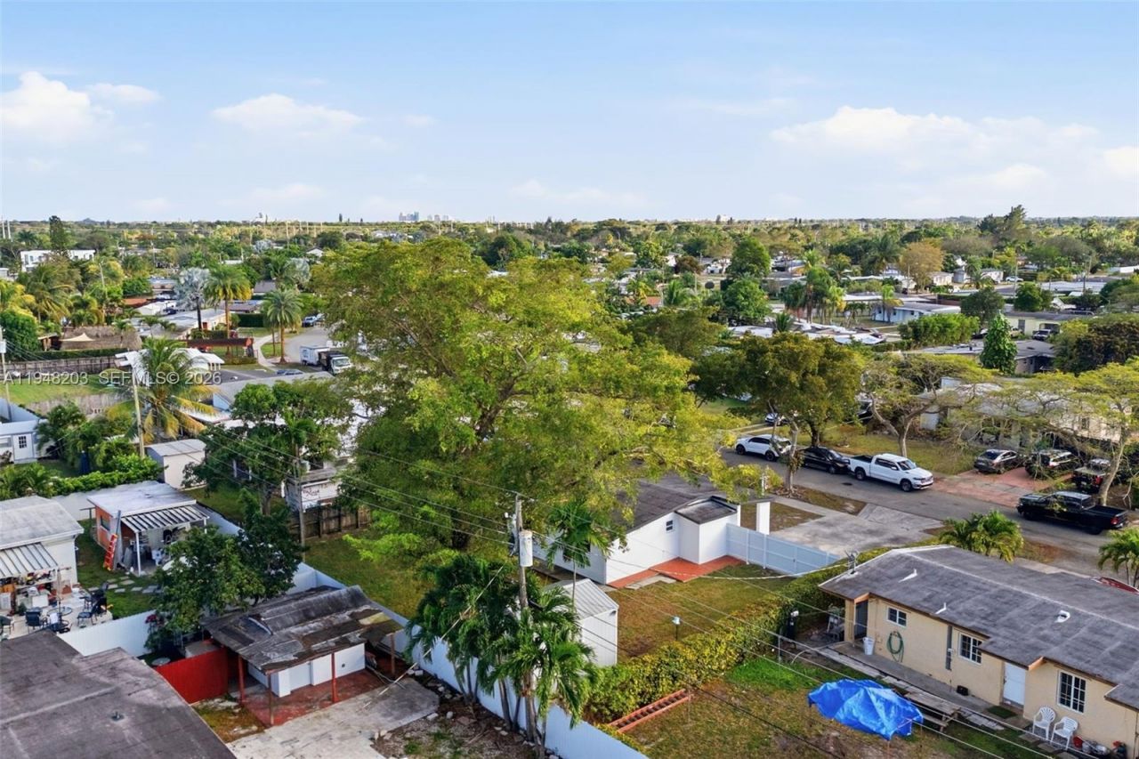 11065 SW 52nd Dr, Miami, FL 33165 Photo