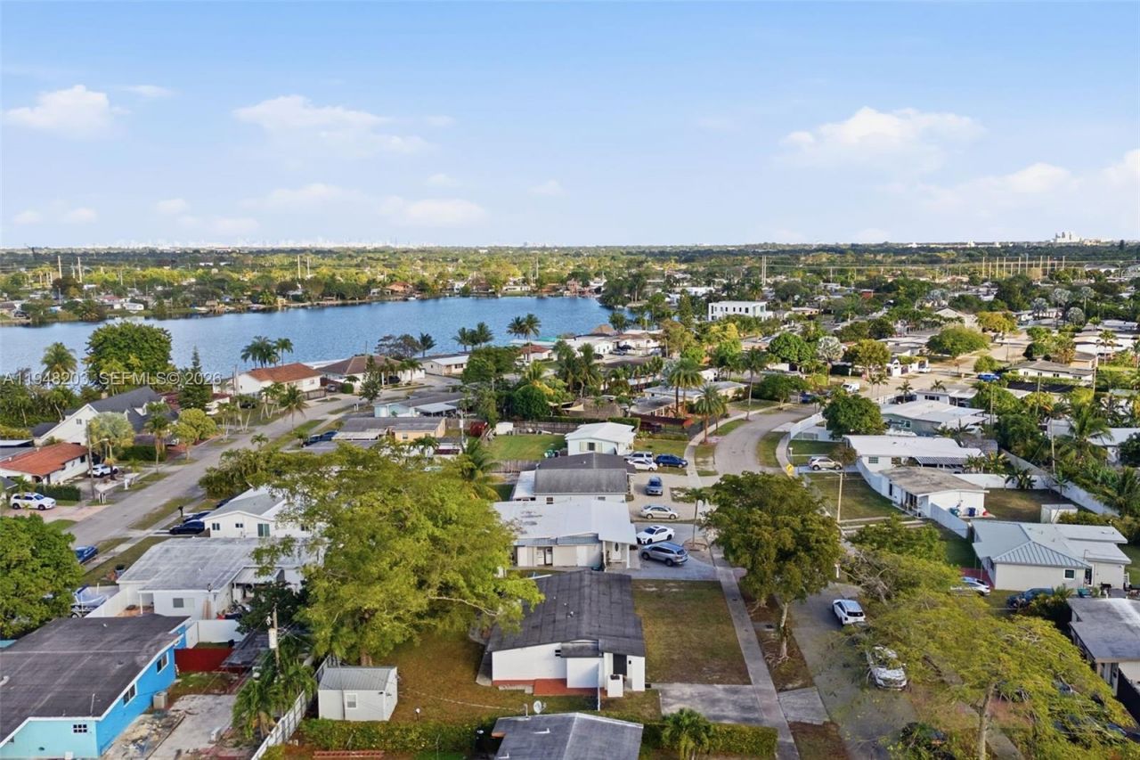 11065 SW 52nd Dr, Miami, FL 33165 Photo