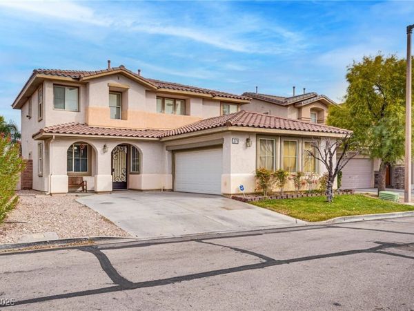3716 Honey Crest Drive, Las Vegas, NV 89135