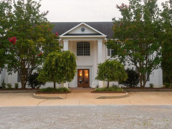 2870 E Veterans, Pontotoc, MS 38863