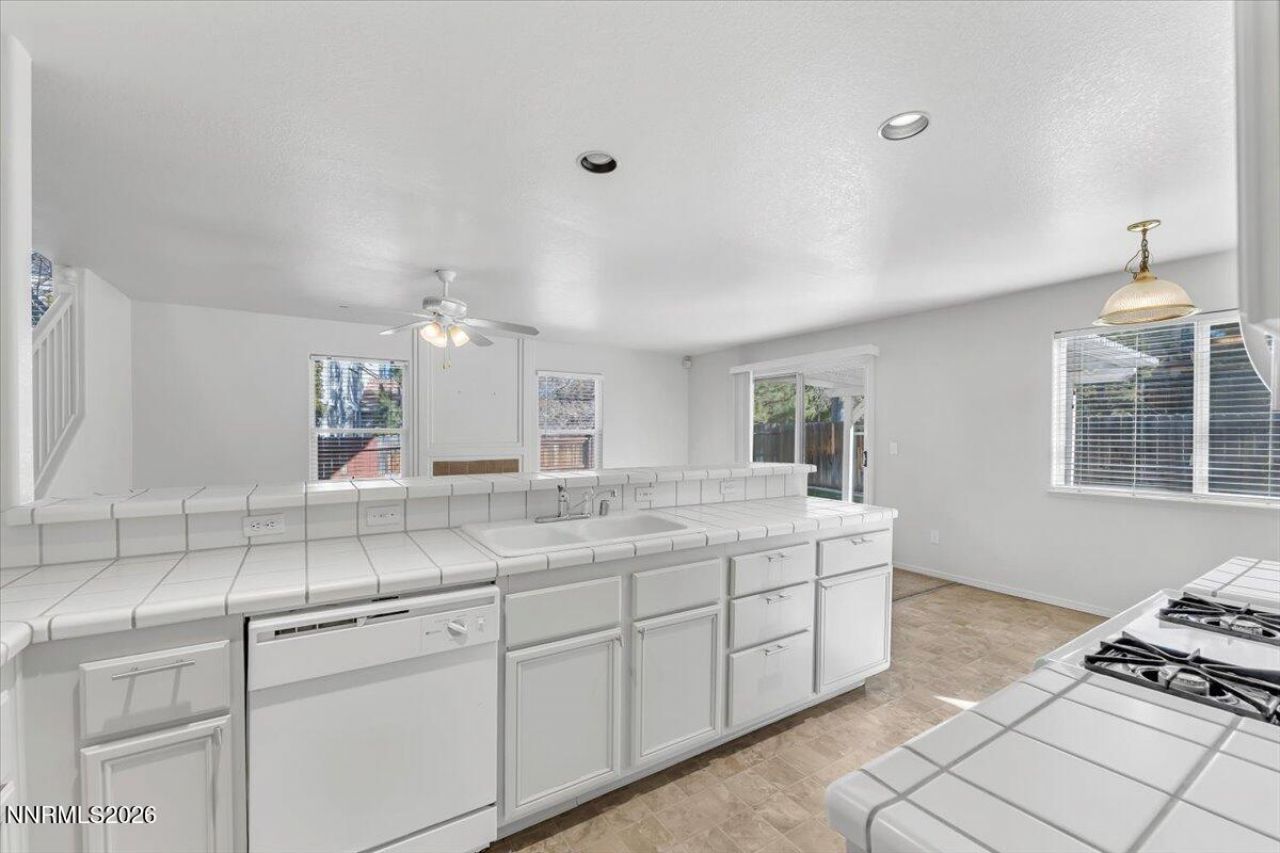 3870 N Westpoint Drive, Reno, NV 89509 Photo