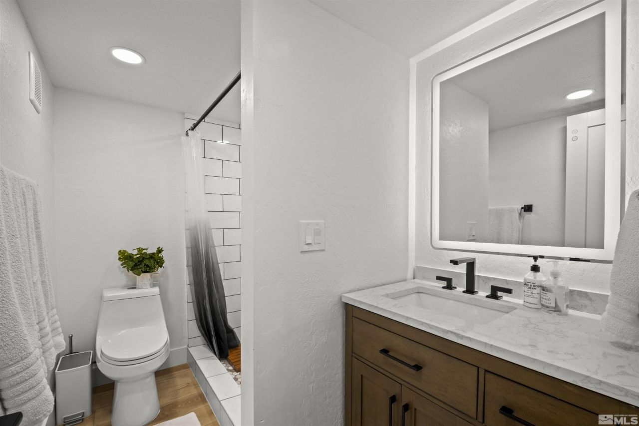 945 Harold, Unit 20, Incline Village, NV 89451 Photo