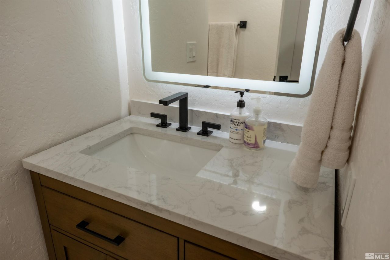 945 Harold, Unit 20, Incline Village, NV 89451 Photo