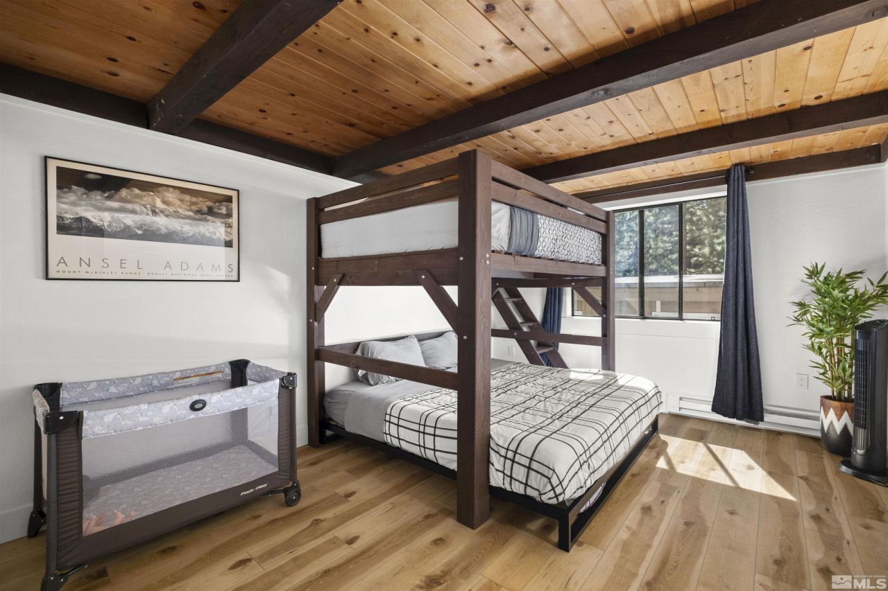 945 Harold, Unit 20, Incline Village, NV 89451 Photo