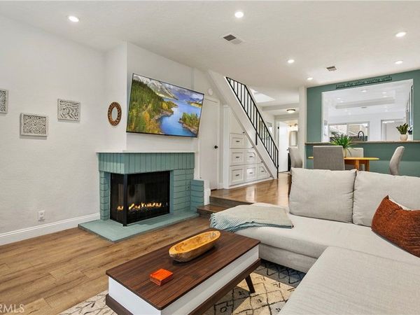 1083 Mesa Bluff, Unit 13, Costa Mesa, CA 92627