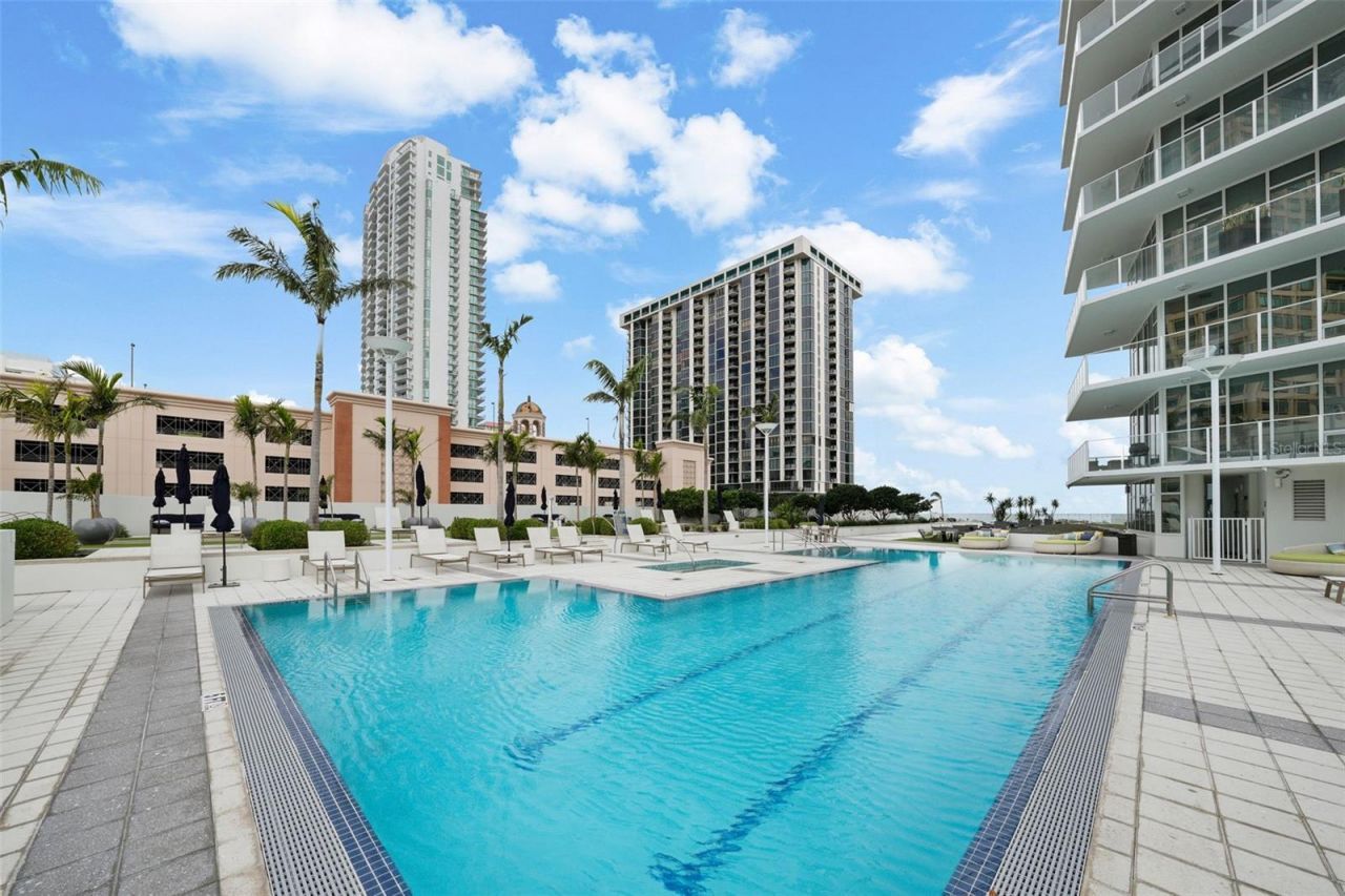 175 1st Street S, Unit 1604, Saint Petersburg, FL 33701 Photo