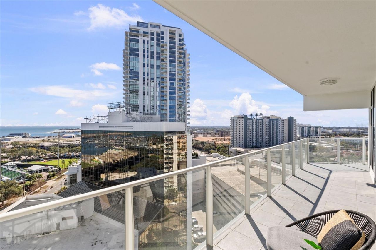 175 1st Street S, Unit 1604, Saint Petersburg, FL 33701 Photo