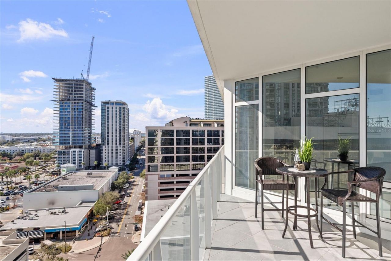 175 1st Street S, Unit 1604, Saint Petersburg, FL 33701 Photo