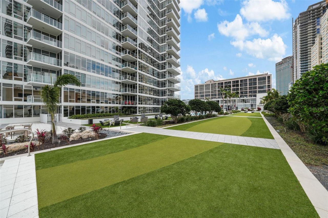 175 1st Street S, Unit 1604, Saint Petersburg, FL 33701 Photo