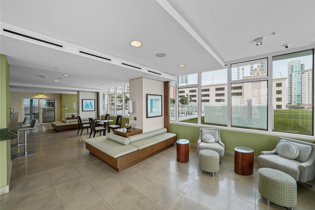 175 1st Street S, Unit 1604, Saint Petersburg, FL 33701 Photo