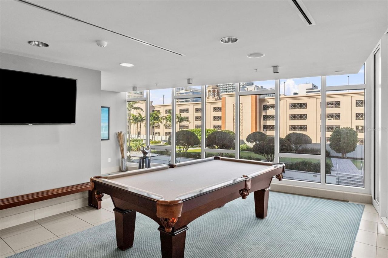 175 1st Street S, Unit 1604, Saint Petersburg, FL 33701 Photo