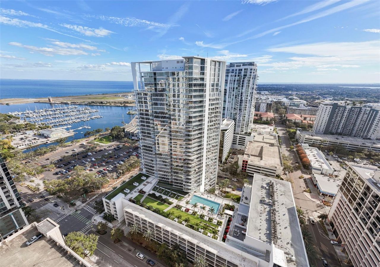 175 1st Street S, Unit 1604, Saint Petersburg, FL 33701 Photo