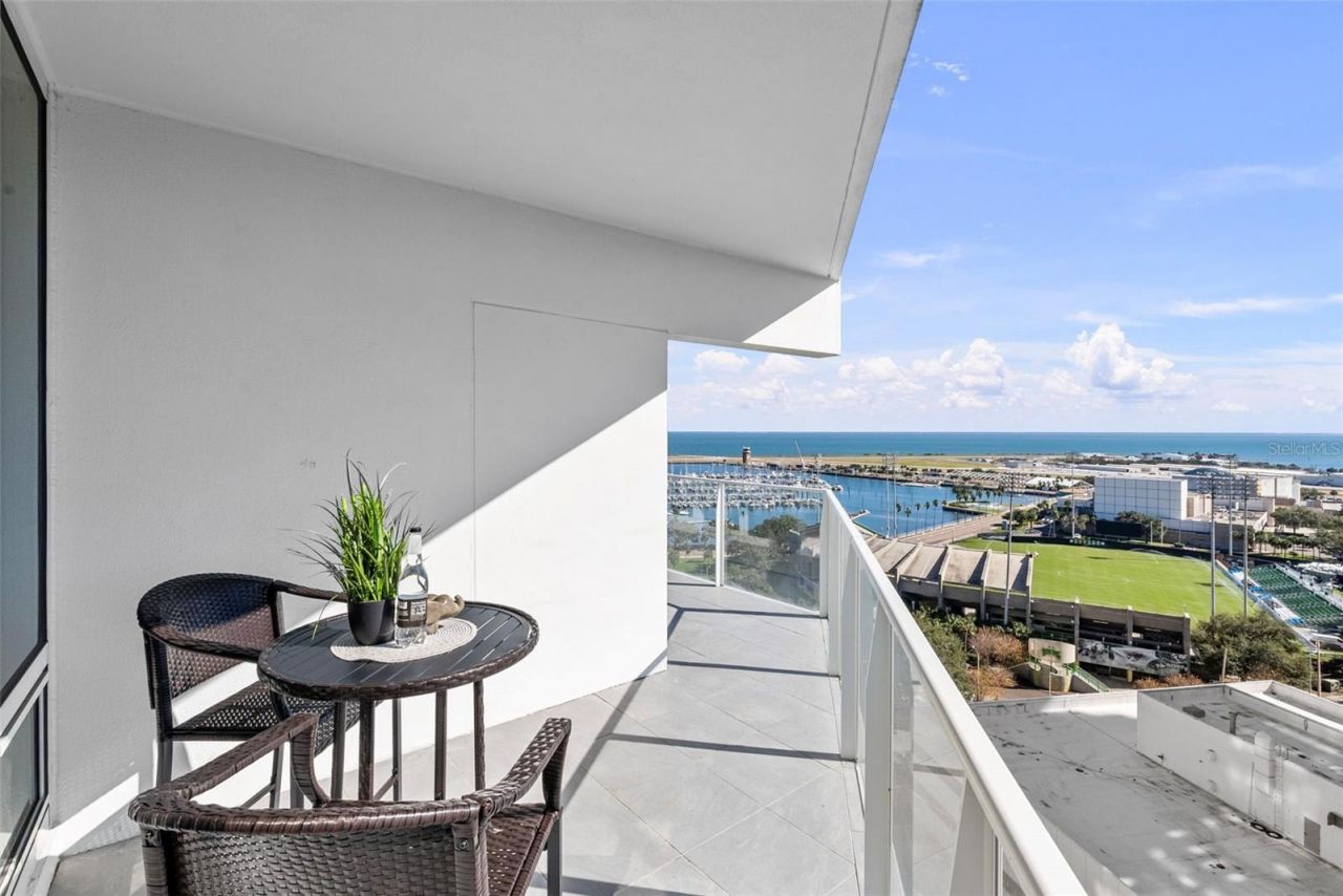 175 1st Street S, Unit 1604, Saint Petersburg, FL 33701 Photo