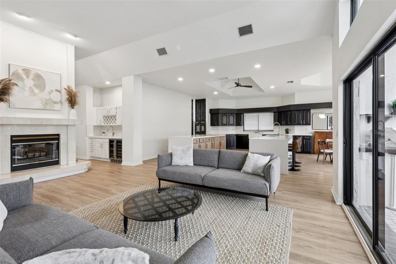 120 8th Street E, Tierra Verde, FL 33715 Photo